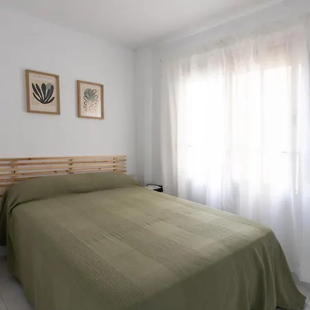 Flat At 15' Walk From The Centre Daire Tarragona