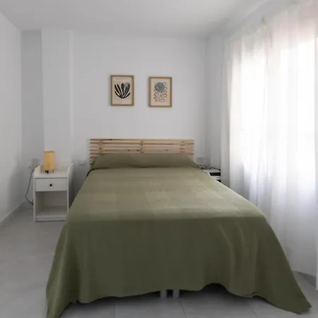 Flat At 15' Walk From The Centre Apartment *
