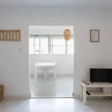 Appartement Flat At 15' Walk From The Centre *